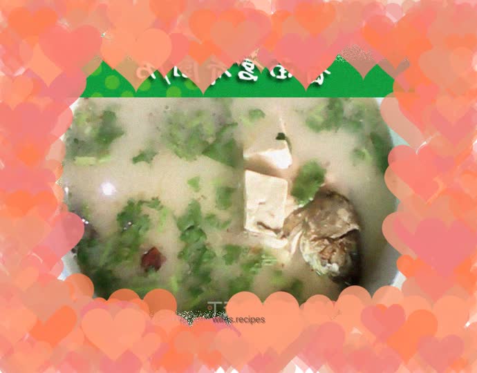 Crucian carp tofu soup