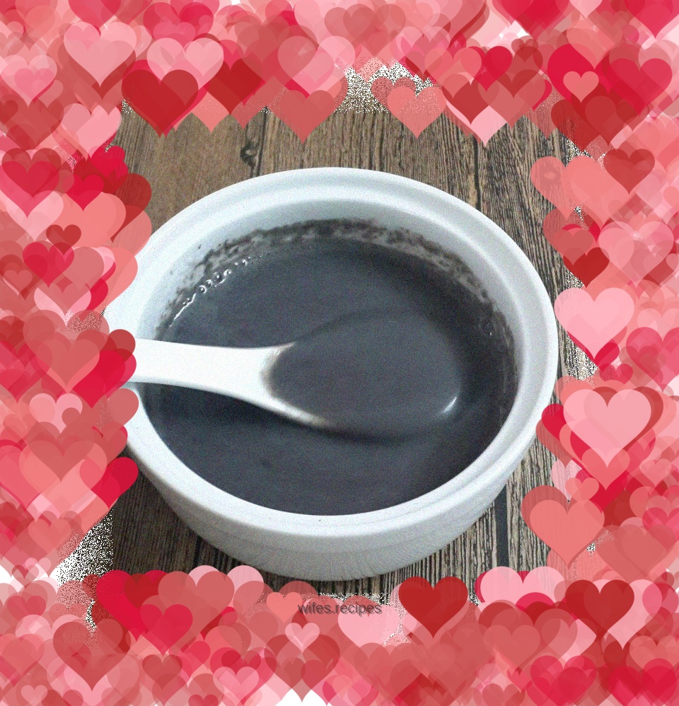 Kidney-tonifying and blood-tonifying bean and rice paste