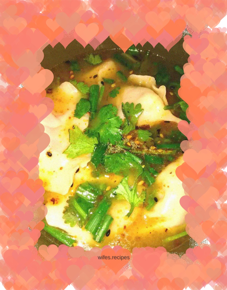 Dumplings in sour soup
