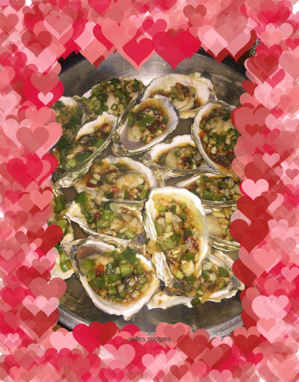 Steamed oysters