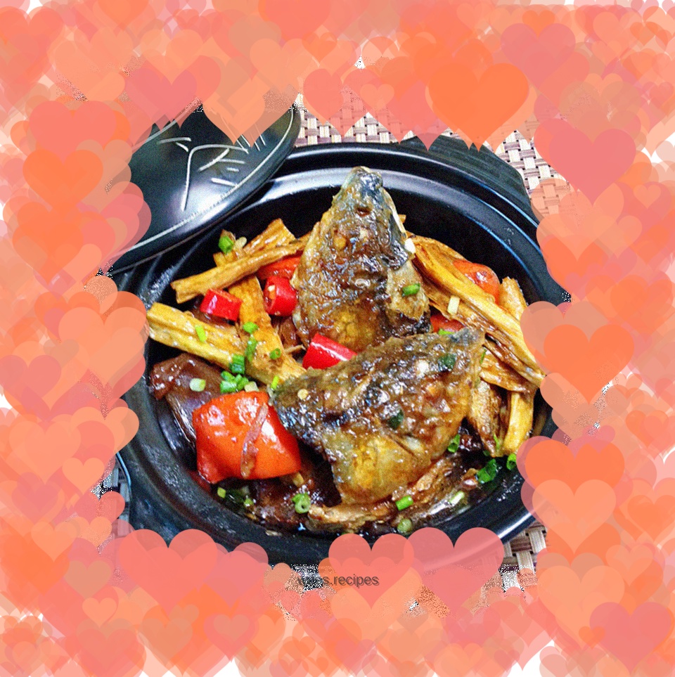 Bean curd and fish head stew