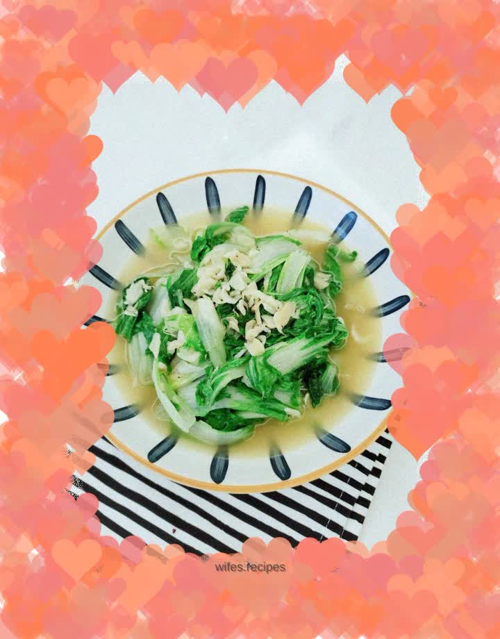 Fresh and crispy shrimp skin and green vegetables