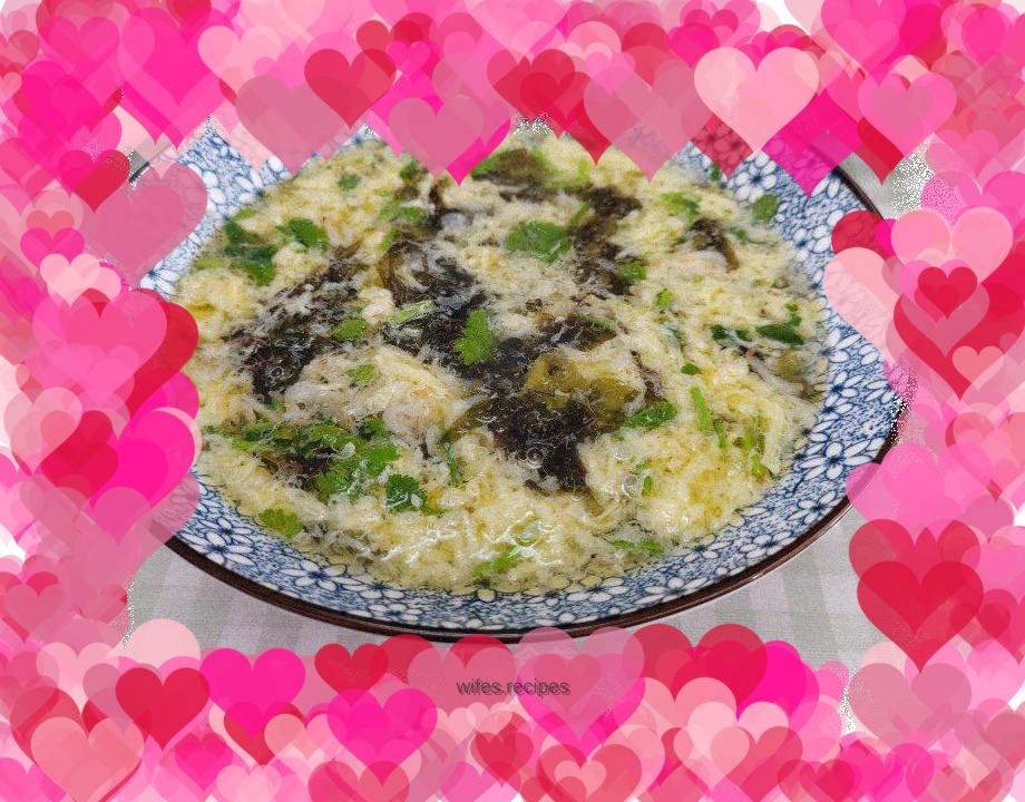 Seaweed and egg drop soup