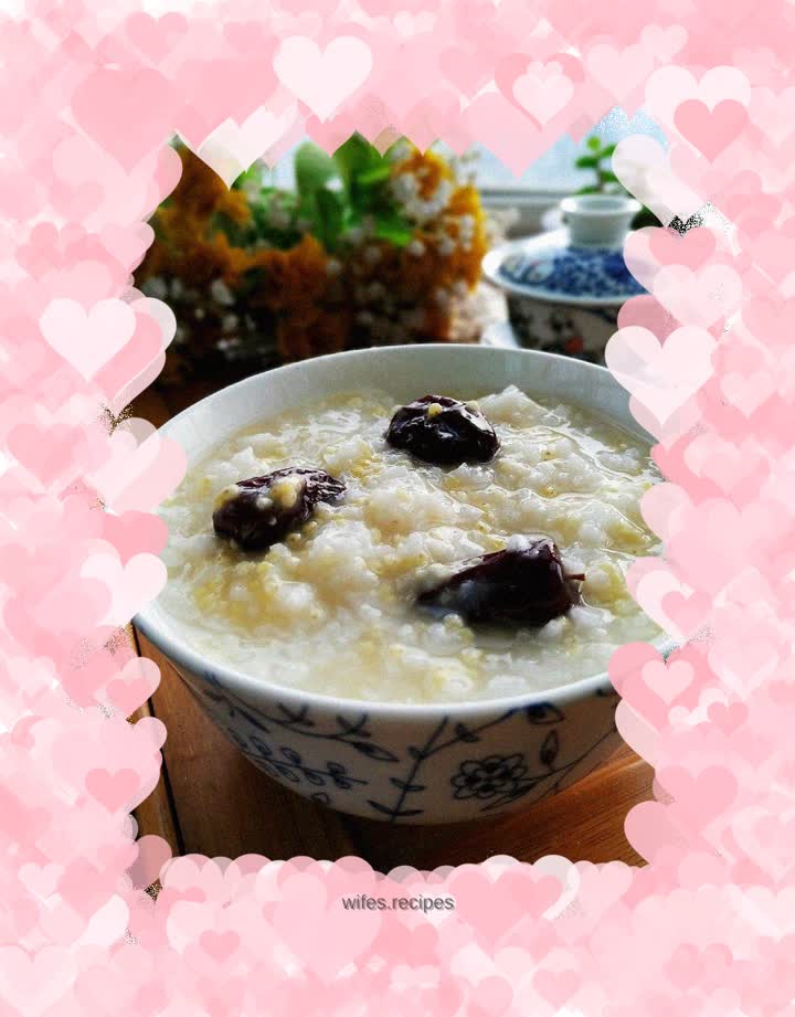 Red dates and rhubarb rice porridge