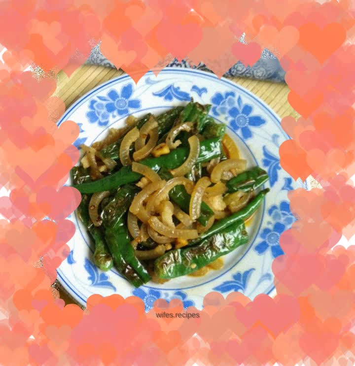 Stir-fried pepper pork skin