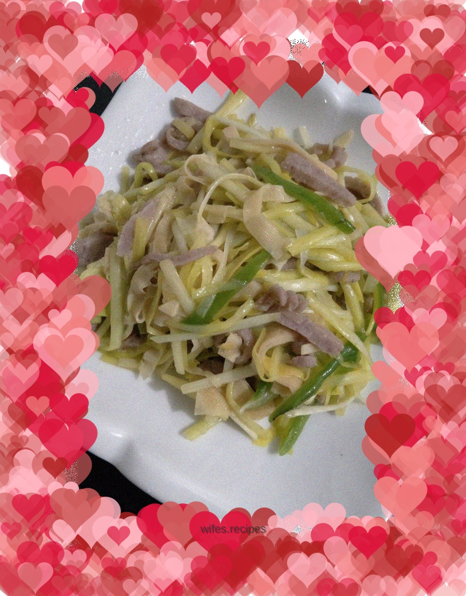 Stir-fried bean curd with chives