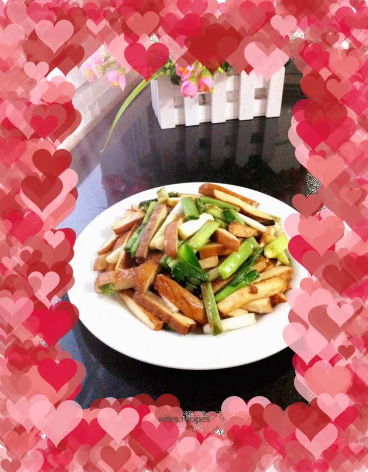 Dried tofu and stir-fried garlic sprouts