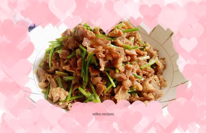 Stir-fried mutton with coriander sticks