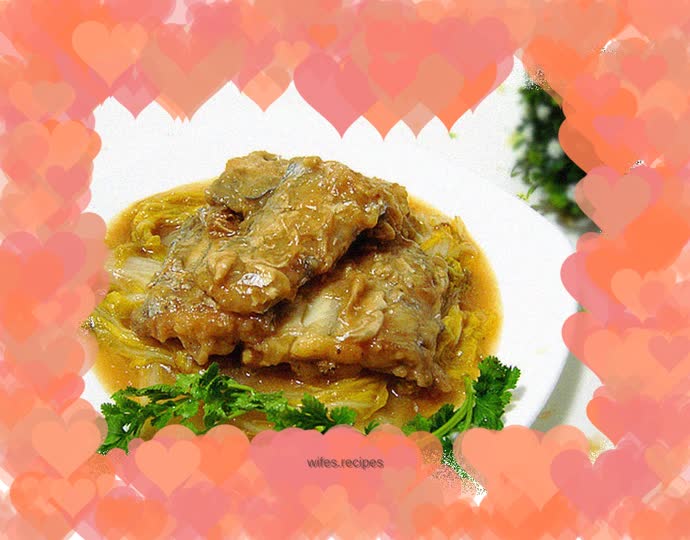 Saury-braised cabbage (hairtail fish stewed with cabbage)