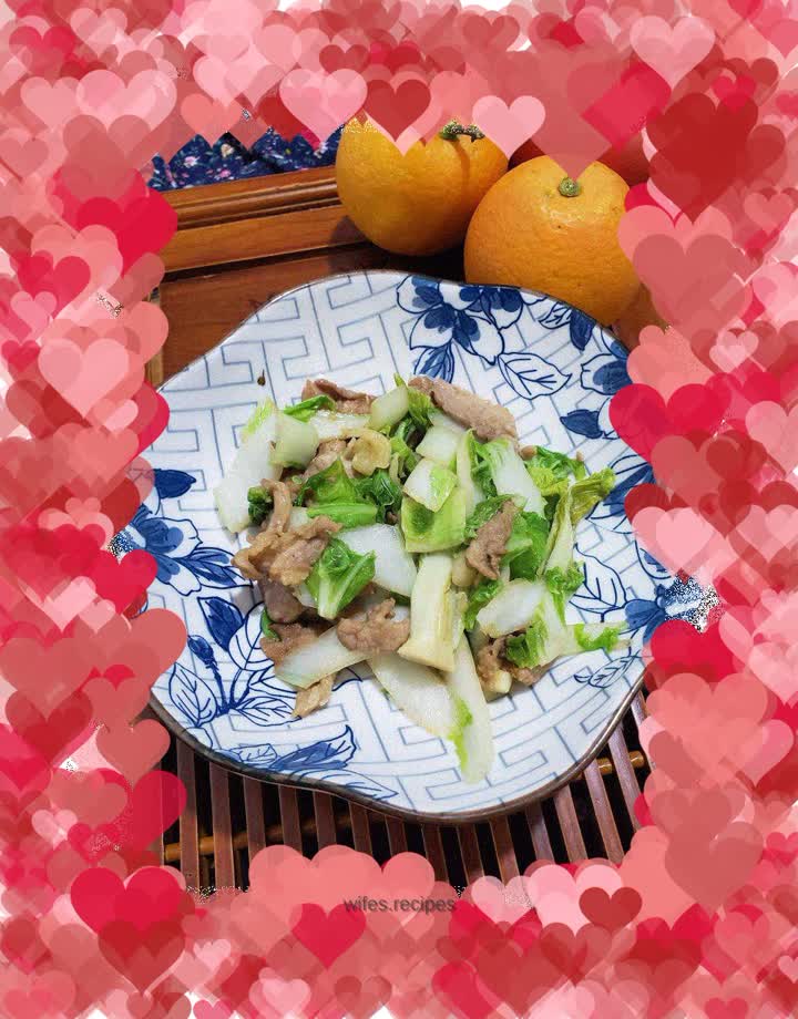 Stir-fried cabbage with sliced meat