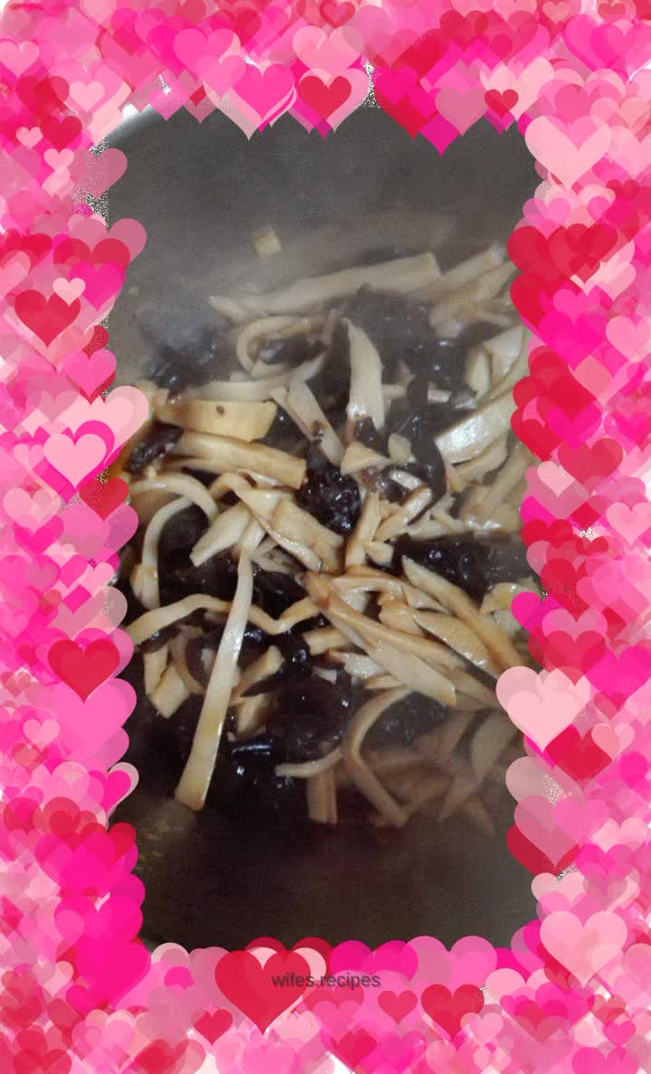 White plus black - fried king oyster mushroom with fungus
