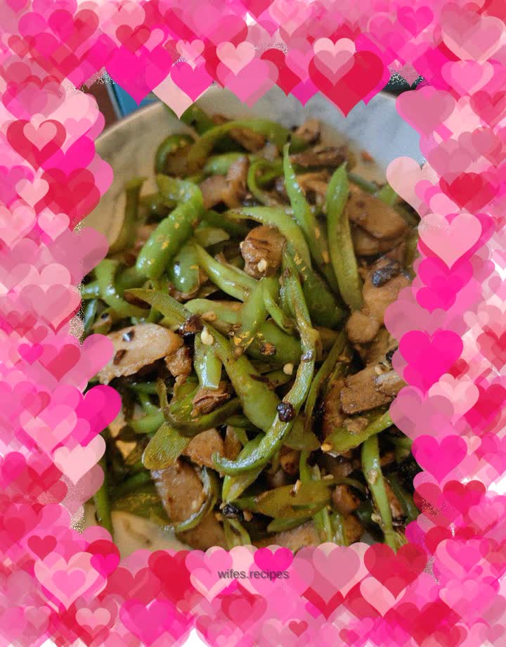 Fried chicken strips with green pepper