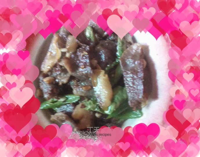 Stir-fried bacon with green pepper