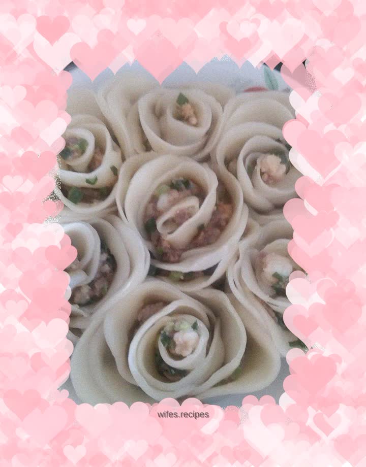 Chinese Valentine's Day rose-shaped dumplings