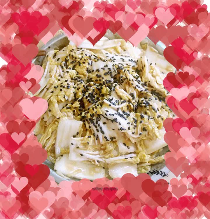 Cabbage mixed with sesame sauce