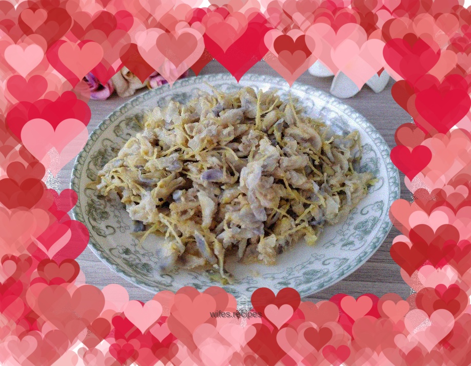 Steamed Rice with Wisteria Flowers