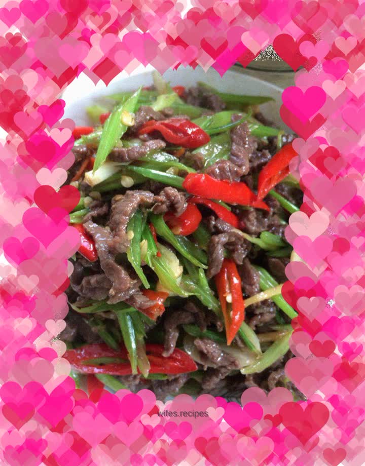 Stir-fried shredded beef with celery shreds