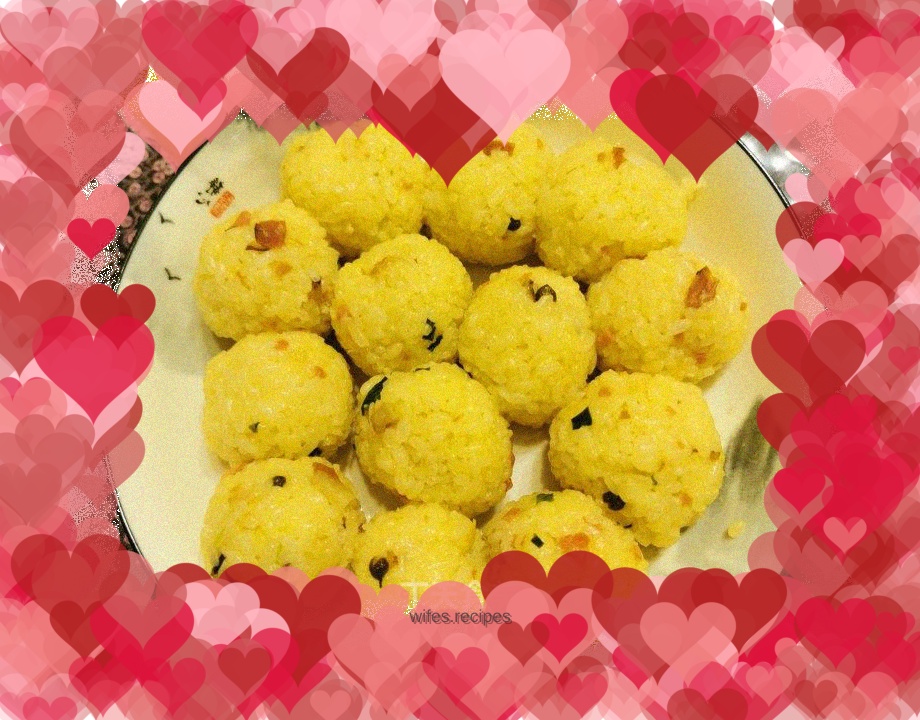 Bacon and glutinous rice balls
