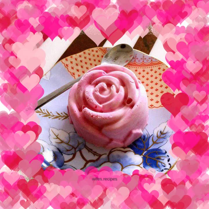 Rose-shaped dragon fruit two-color mousse