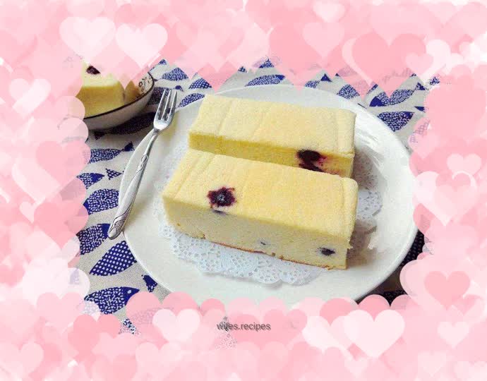 Oil-free blueberry yogurt cake