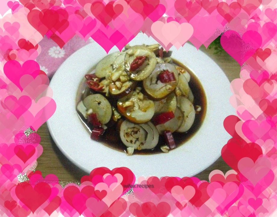 Vegetarian chicken mixed with red oil