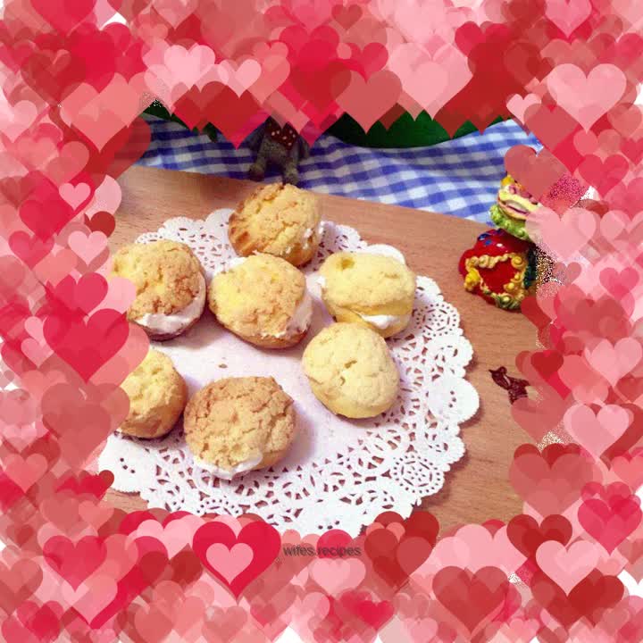 Pineapple puff pastry
