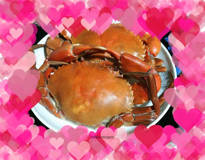 Steamed blue crab with onion and ginger