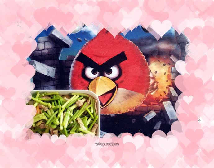 Stir-fried pork with garlic sprouts