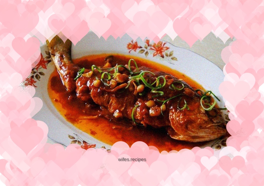 Sweet and sour yellow croaker