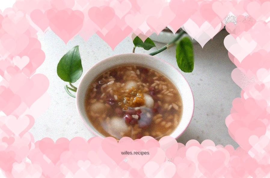 Red bean and osmanthus wine stuffed rice dumplings