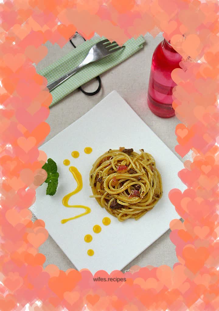 Orange Sauce and Black Pepper Beef Pasta