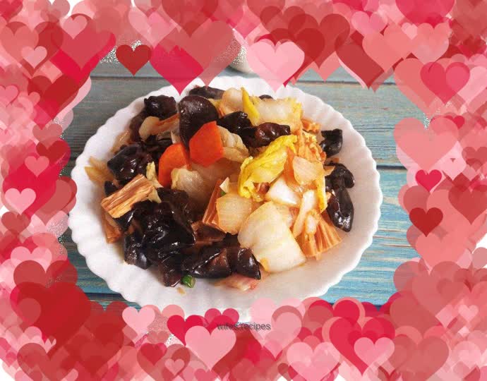 Stir-fried cabbage with fungus and yuba