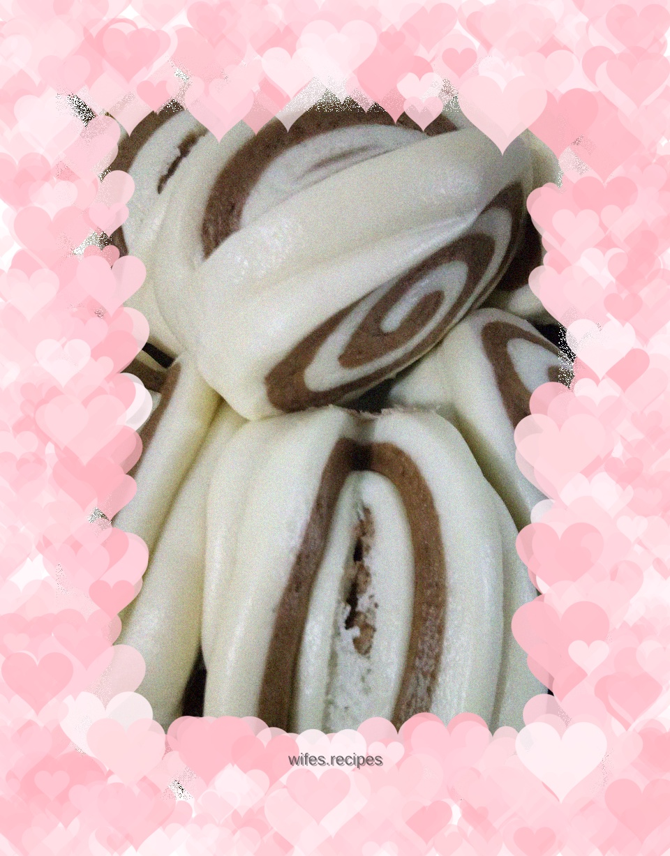 Cocoa powder steamed buns