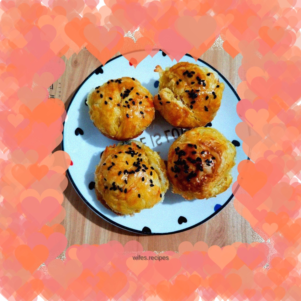 Deep-fried glutinous rice balls