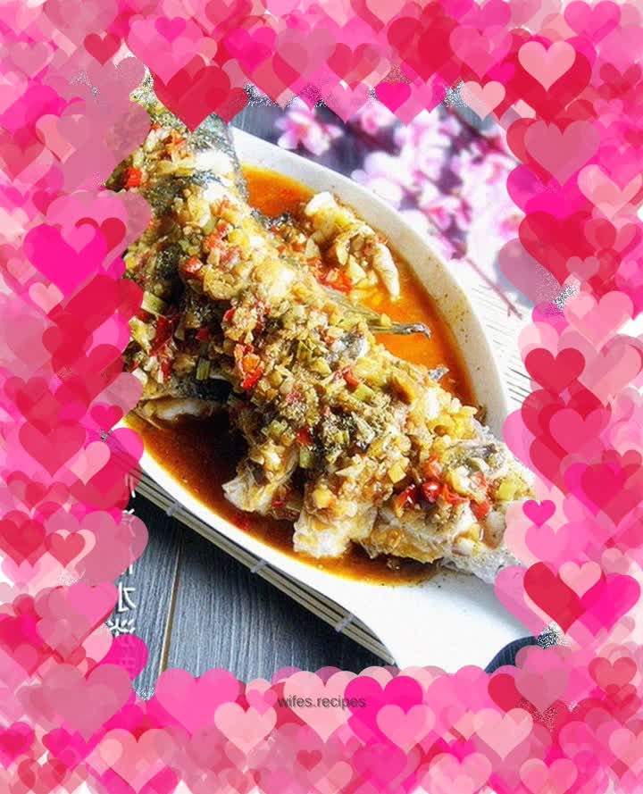 Crispy fish with pickled pepper