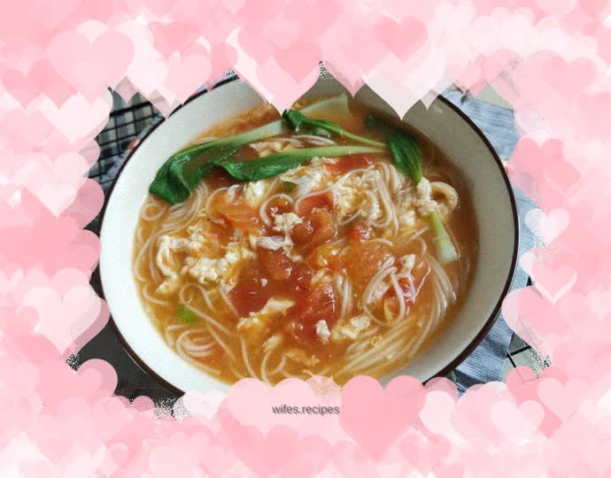 Tomato noodle soup