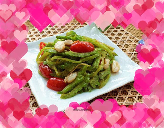 Stir-fried Bitter Gourd with Chili Pepper