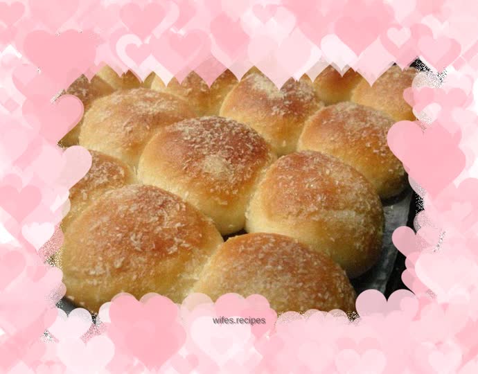 Coconut and white sugar buns