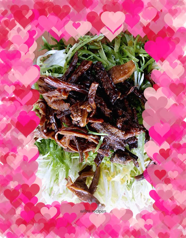 Tea tree mushroom mixed with bitter chrysanthemum