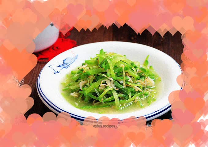 Shrimp skin and radish soup