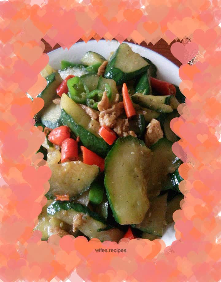 Stir-fried meat with cucumber