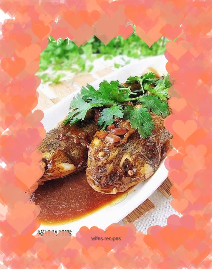 Braised mackerel with soy sauce