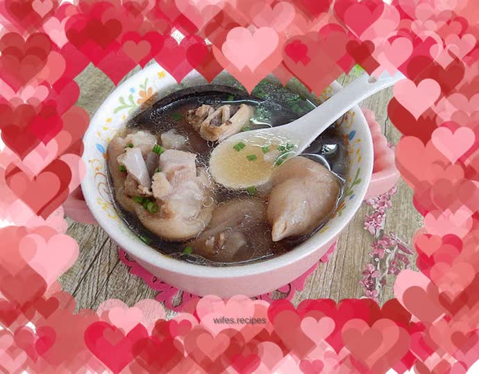 Ganoderma stewed pig's trotters