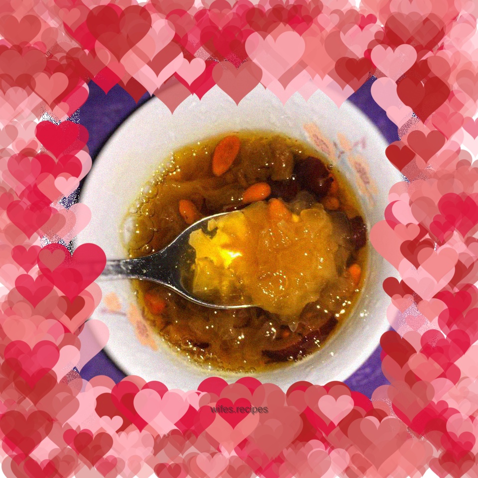 Red Date, Wolfberry and Tremella Soup