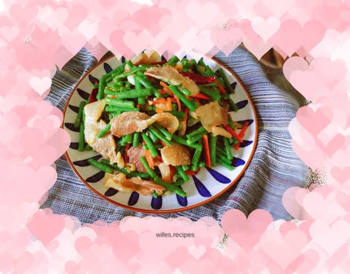 Stir-fried pork with cowpeas