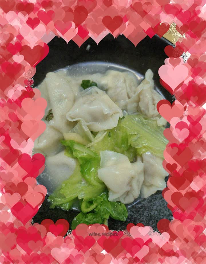 Clear soup dumplings