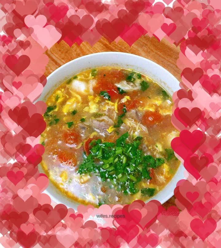 Tomato, lean meat and egg soup