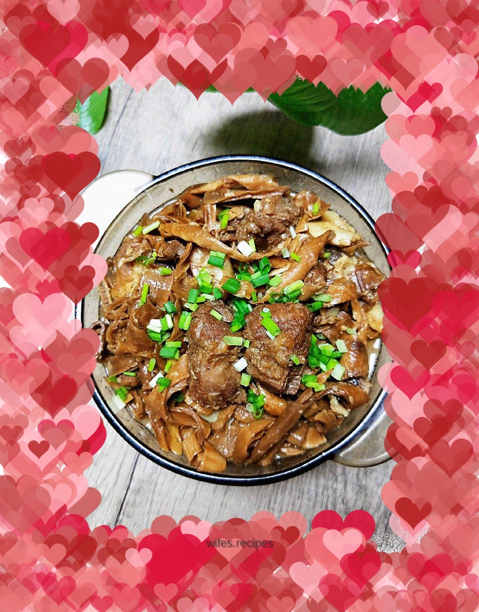 Braised fan bone and dried bamboo shoots