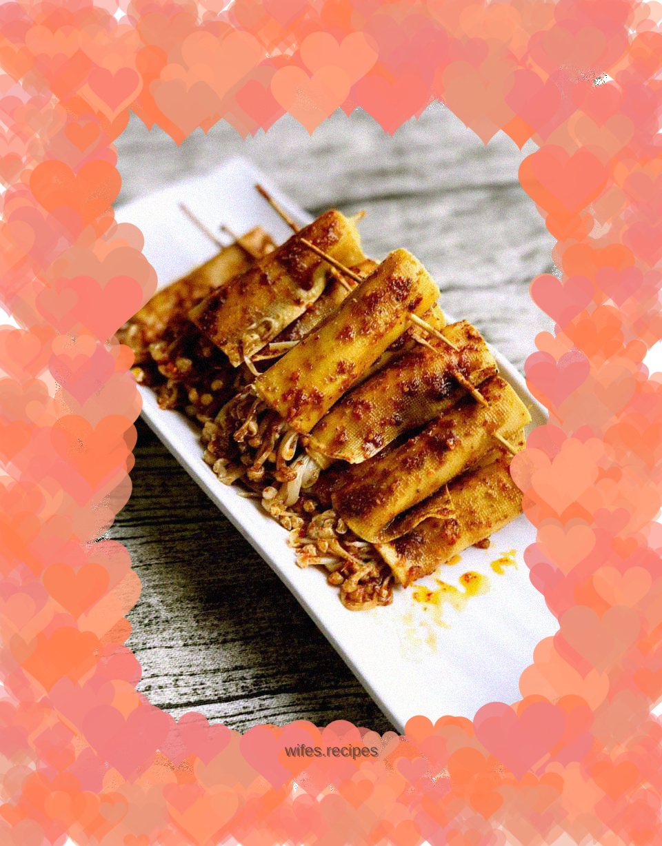 Spicy daylily bean skin rolls