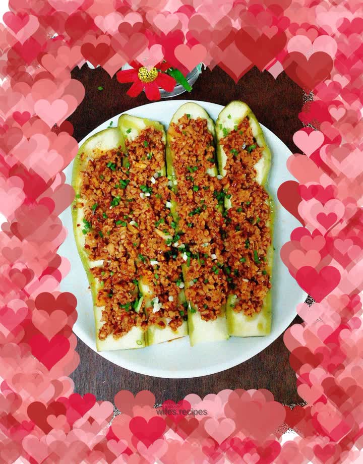 Steamed Eggplant with Spicy Minced Pork Sauce